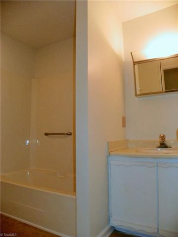 1629 Beaucrest Avenue, High Point, NC 27265