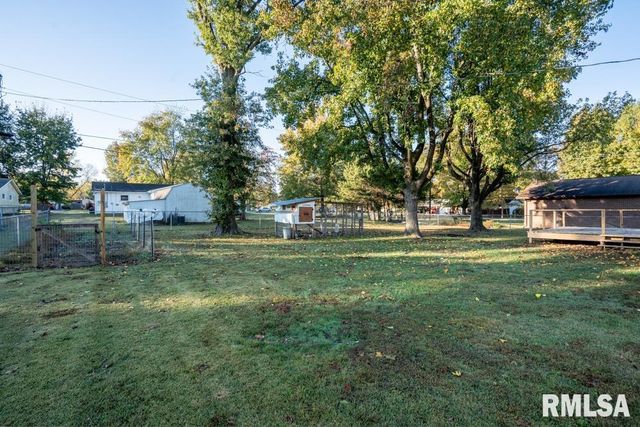 1104 E POPLAR Street, Herrin, IL 62948