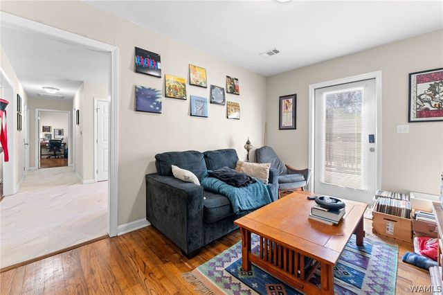 2216 Forest Lake, Tuscaloosa, AL 35401