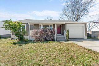 2216 Forest Lake, Tuscaloosa, AL 35401