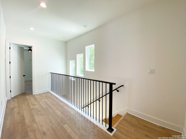 1726 N OLIVE ST, San Antonio, TX 78208