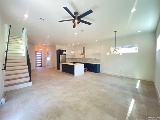 1726 N OLIVE ST, San Antonio, TX 78208