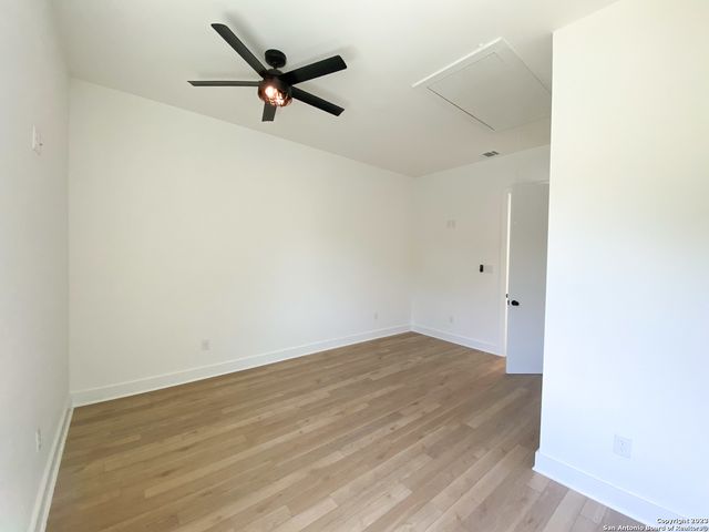 1726 N OLIVE ST, San Antonio, TX 78208