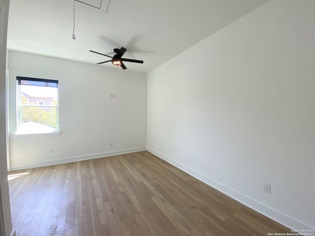 1726 N OLIVE ST, San Antonio, TX 78208