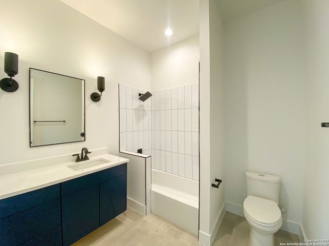 1726 N OLIVE ST, San Antonio, TX 78208