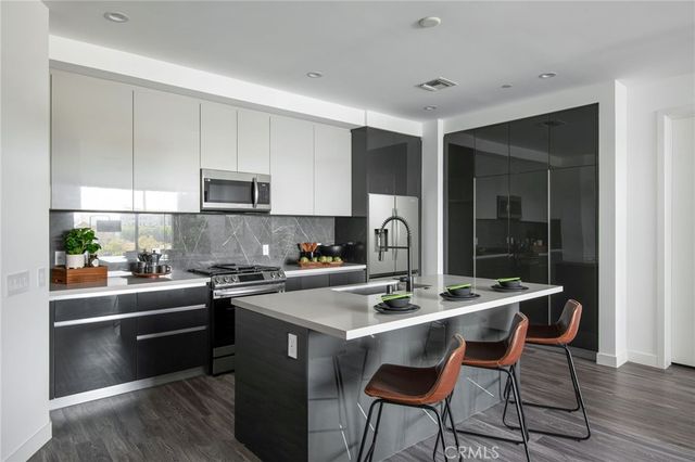 118 Astronaut Ellison S Onizuka Street 206, Los Angeles, CA 90012