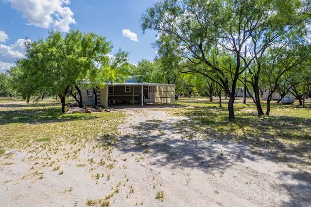 244 Apache Road, Brownwood, TX 86801