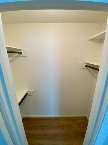 6002 Effingham Drive, Houston, TX 77035