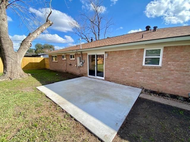 6002 Effingham Drive, Houston, TX 77035