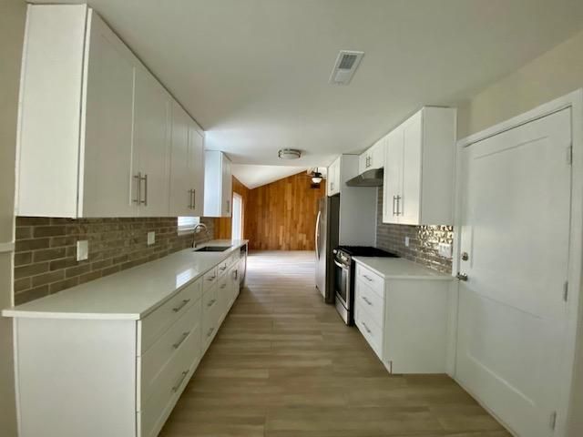 6002 Effingham Drive, Houston, TX 77035