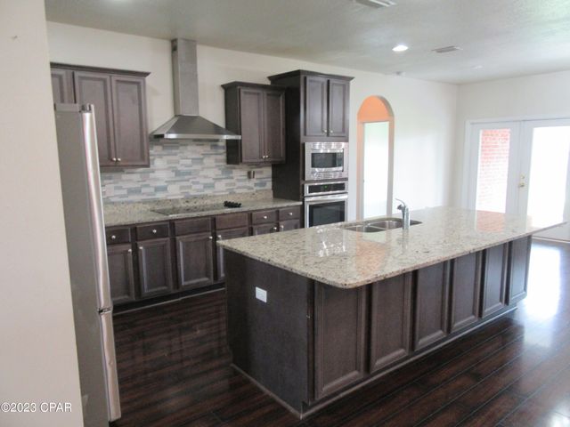 105 N Shoreview Drive, Panama City, FL 32404