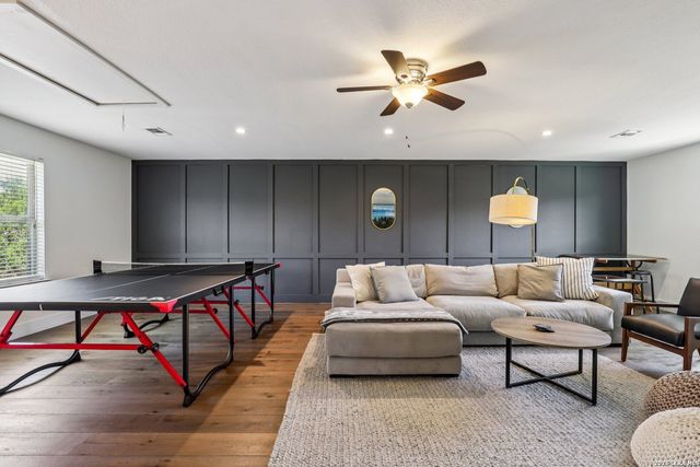 275 Stallion Springs, Fischer, TX 78623