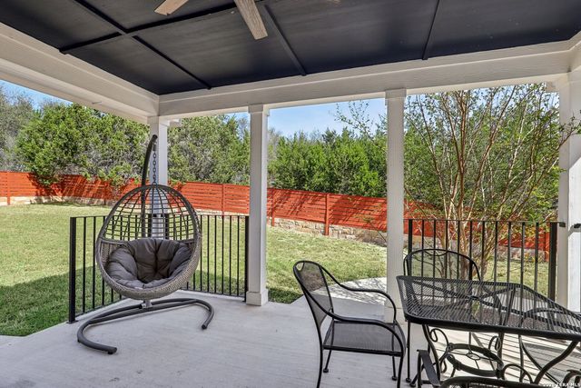 275 Stallion Springs, Fischer, TX 78623