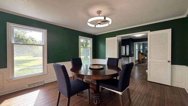 1435 E Fairy Chasm ROAD, Milwaukee, WI 53217