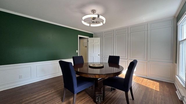 1435 E Fairy Chasm ROAD, Milwaukee, WI 53217