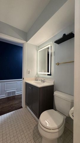 1435 E Fairy Chasm ROAD, Milwaukee, WI 53217