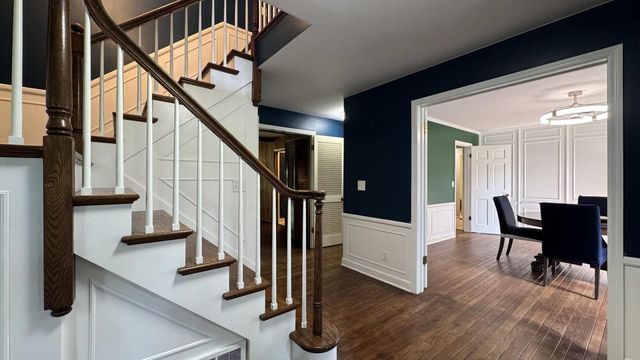 1435 E Fairy Chasm ROAD, Milwaukee, WI 53217