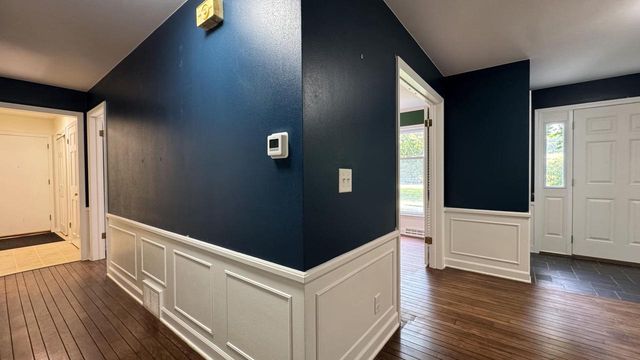 1435 E Fairy Chasm ROAD, Milwaukee, WI 53217