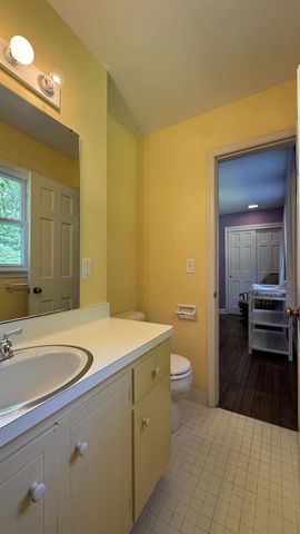 1435 E Fairy Chasm ROAD, Milwaukee, WI 53217