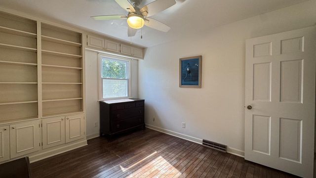 1435 E Fairy Chasm ROAD, Milwaukee, WI 53217