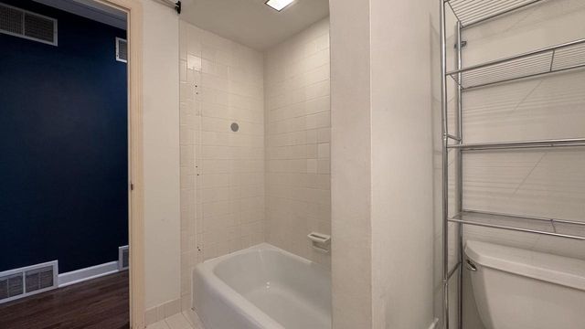 1435 E Fairy Chasm ROAD, Milwaukee, WI 53217