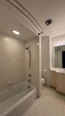 1435 E Fairy Chasm ROAD, Milwaukee, WI 53217