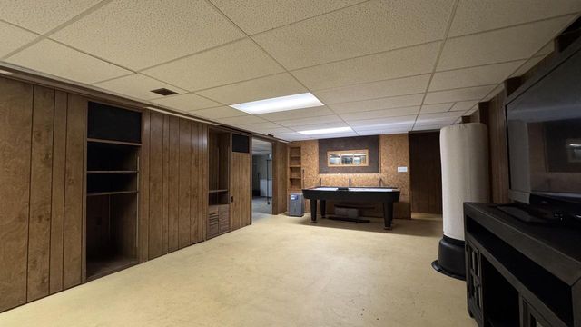 1435 E Fairy Chasm ROAD, Milwaukee, WI 53217