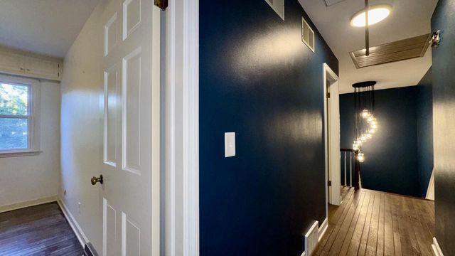 1435 E Fairy Chasm ROAD, Milwaukee, WI 53217
