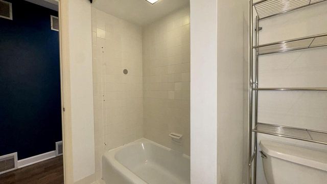 1435 E Fairy Chasm ROAD, Milwaukee, WI 53217
