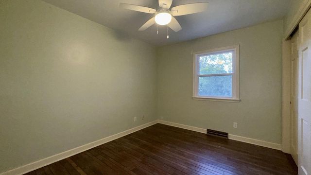 1435 E Fairy Chasm ROAD, Milwaukee, WI 53217
