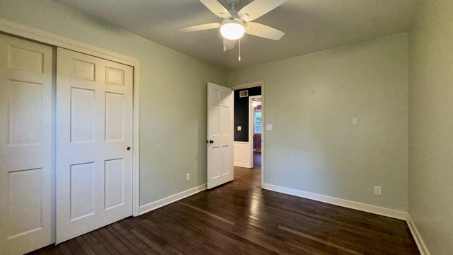 1435 E Fairy Chasm ROAD, Milwaukee, WI 53217