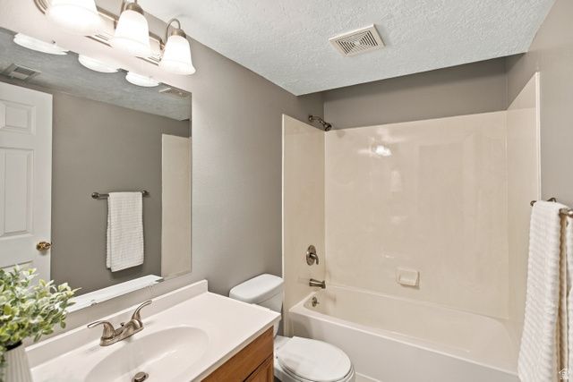 718 N MURDOCK DR, Pleasant Grove, UT 84062