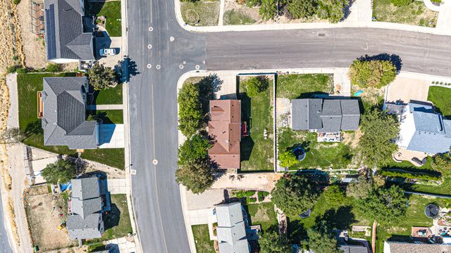 718 N MURDOCK DR, Pleasant Grove, UT 84062
