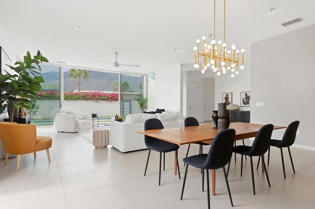 542 Skylar Lane, Palm Springs, CA 92262