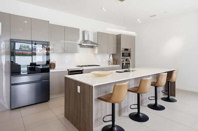 542 Skylar Lane, Palm Springs, CA 92262