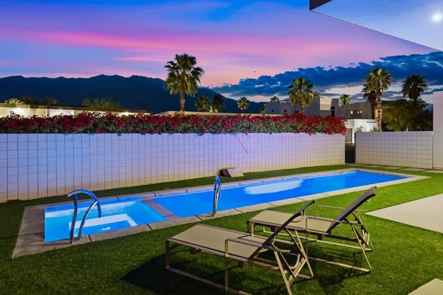 542 Skylar Lane, Palm Springs, CA 92262