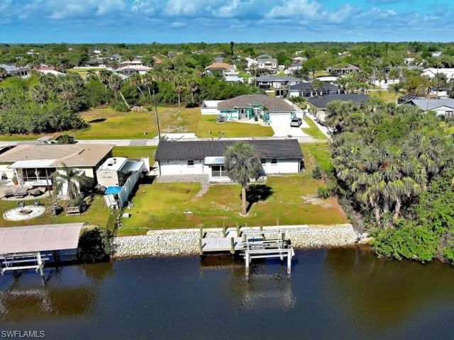 4342 Ewing CIR, Port Charlotte, FL 33948