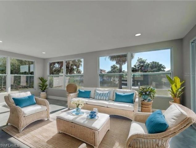 4342 Ewing CIR, Port Charlotte, FL 33948