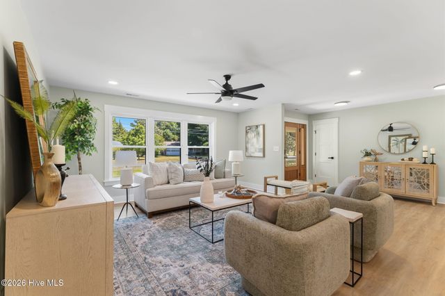 3928 Gillette Drive, Wilmington, NC 28403