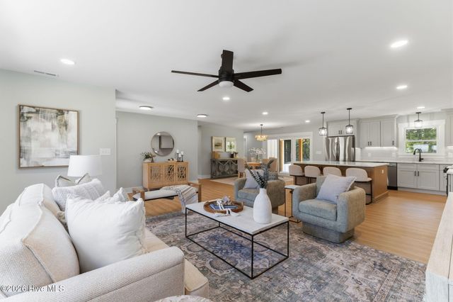 3928 Gillette Drive, Wilmington, NC 28403