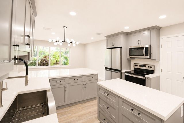 2573 Conroy Drive, North Palm Beach, FL 33403