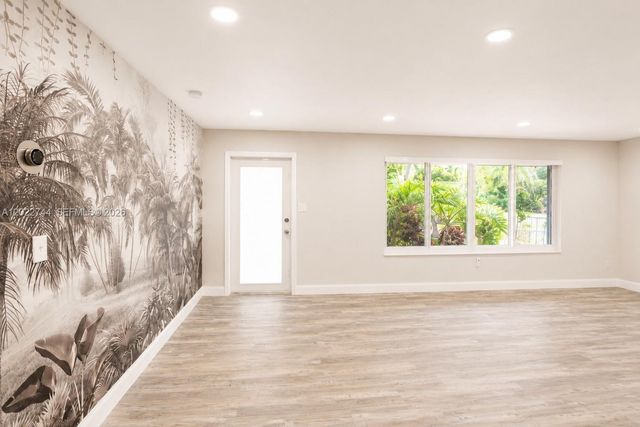 2573 Conroy Drive, North Palm Beach, FL 33403