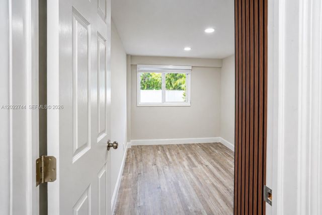 2573 Conroy Drive, North Palm Beach, FL 33403