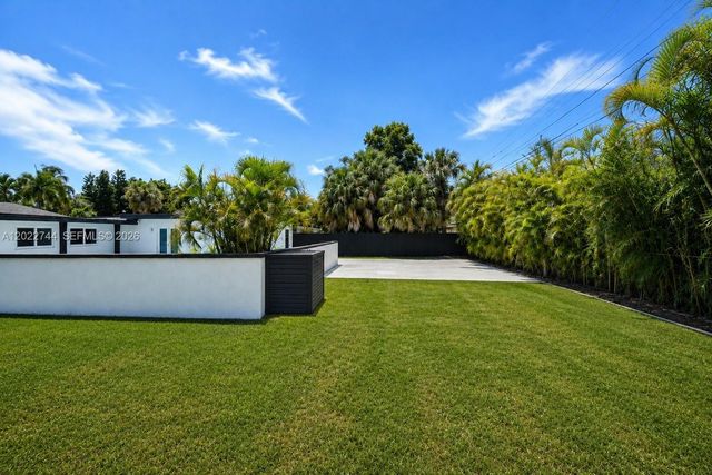 2573 Conroy Drive, North Palm Beach, FL 33403