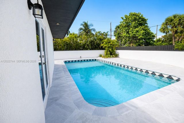 2573 Conroy Drive, North Palm Beach, FL 33403