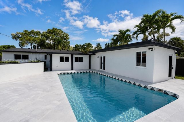 2573 Conroy Drive, North Palm Beach, FL 33403