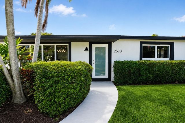 2573 Conroy Drive, North Palm Beach, FL 33403