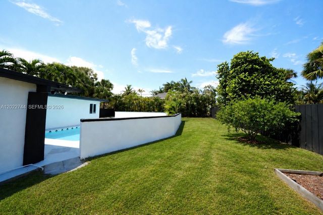 2573 Conroy Drive, North Palm Beach, FL 33403
