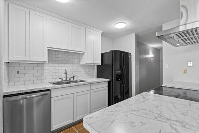 7319 Hedge Drive, Dallas, TX 75249