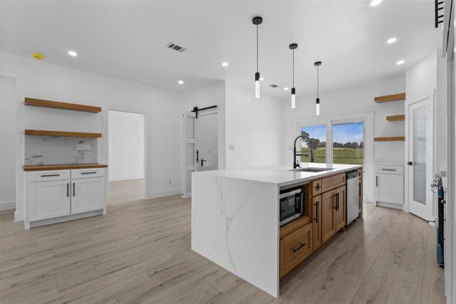 180 RS COUNTY ROAD 2245, Emory, TX 75440
